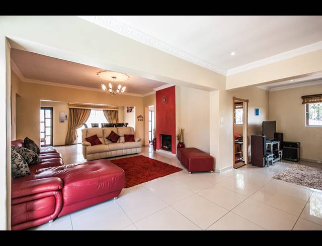 4 BEDROOM HOUSE SOLD IN ATHOLL HEIGHTS